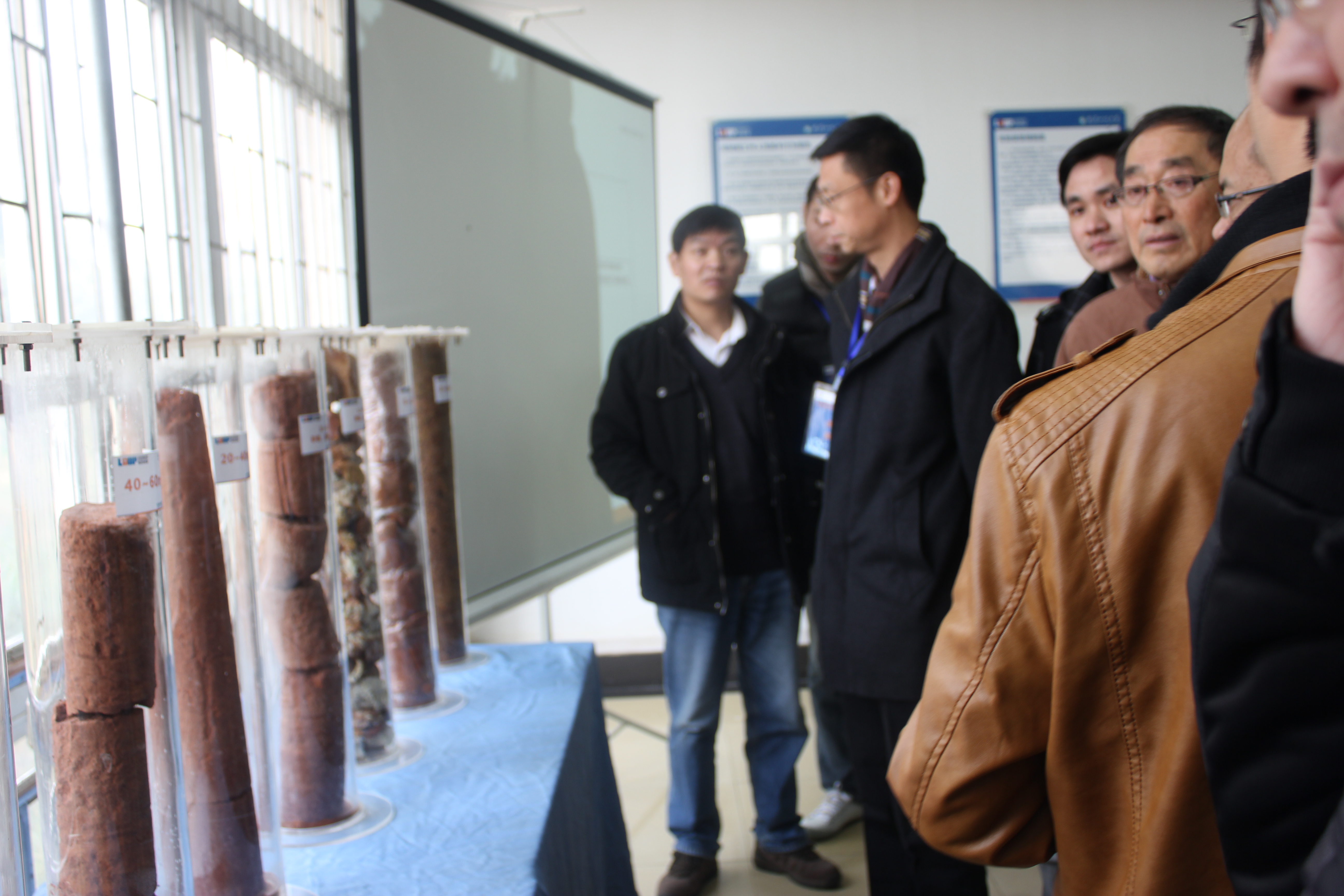 實驗室建設及人才